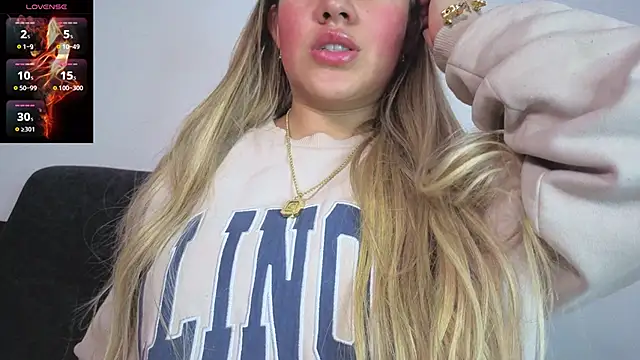 eleecttraa 12 online show from 12/17/25, 09:10