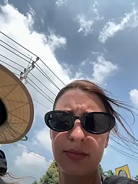 Snapshot of BabeRainbow chatting on 01/24/25, 05:53 BabeRainbow online show from 01/24/25, 05:53