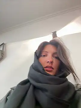 Snapshot of BabeRainbow chatting on 02/05/25, 09:04 BabeRainbow online show from 02/05/25, 09:04