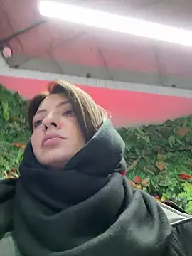 Snapshot of BabeRainbow chatting on 02/10/25, 09:14 BabeRainbow online show from 02/10/25, 09:14