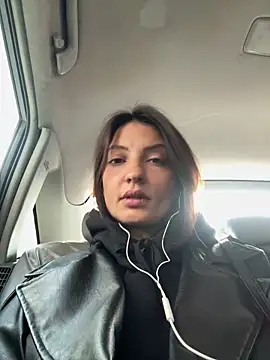 Snapshot of BabeRainbow chatting on 02/13/25, 08:17 BabeRainbow online show from 02/13/25, 08:17