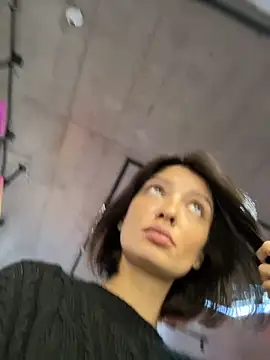 Snapshot of BabeRainbow chatting on 02/16/25, 10:43 BabeRainbow online show from 02/16/25, 10:43