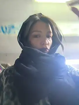 Snapshot of BabeRainbow chatting on 02/26/25, 09:42 BabeRainbow online show from 02/26/25, 09:42