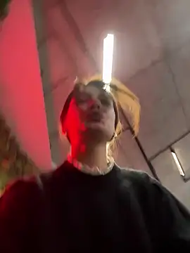 Snapshot of BabeRainbow chatting on 02/26/25, 12:47 BabeRainbow online show from 02/26/25, 12:47