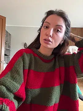 Snapshot of BabeRainbow chatting on 10/02/25, 09:49 BabeRainbow online show from 10/02/25, 09:49