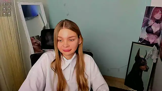 Snapshot of Molly_sweetie chatting on 01/04/25, 09:54 Molly sweetie online show from 01/04/25, 09:54