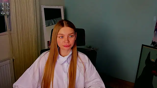 Snapshot of Molly_sweetie chatting on 01/22/25, 07:03 Molly sweetie online show from 01/22/25, 07:03