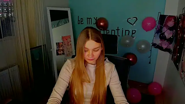 Snapshot of Molly_sweetie chatting on 02/13/25, 07:03 Molly sweetie online show from 02/13/25, 07:03