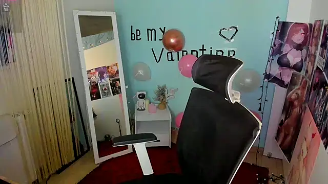 Snapshot of Molly_sweetie chatting on 02/19/25, 06:55 Molly sweetie online show from 02/19/25, 06:55