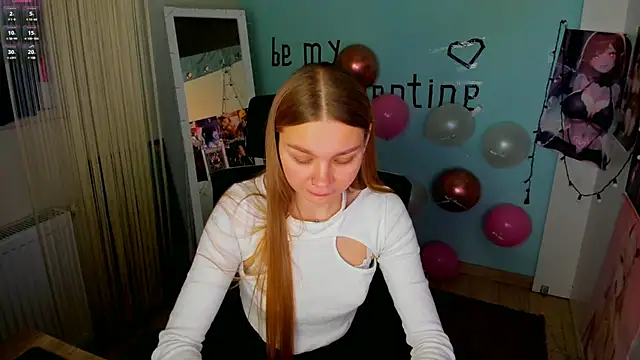 Snapshot of Molly_sweetie chatting on 02/20/25, 07:01 Molly sweetie online show from 02/20/25, 07:01