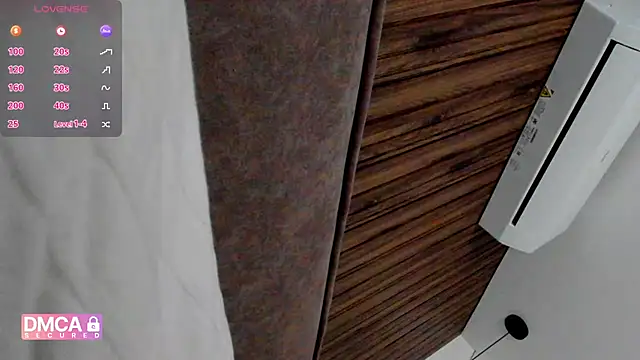 Snapshot of Molly_sweetie chatting on 11/27/25, 07:32 Molly sweetie online show from 11/27/25, 07:32