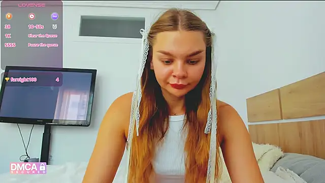 Molly sweetie online show from 05/27/26, 06:32