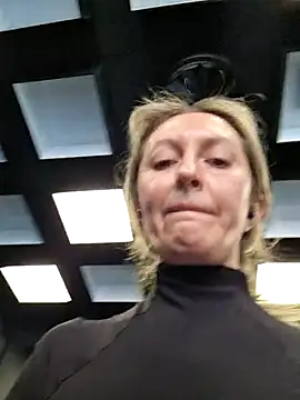 Snapshot of Miss____Mia_ chatting on 02/07/25, 11:56 Miss Mia online show from 02/07/25, 11:56