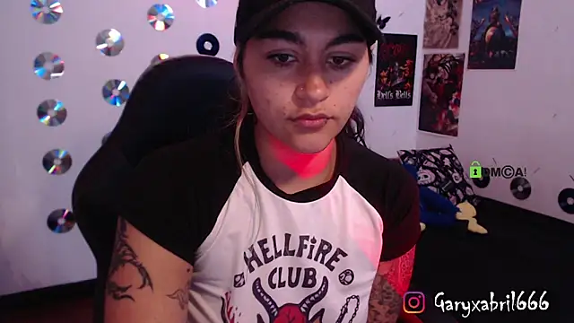 abril666 online show from 03/17/25, 01:29