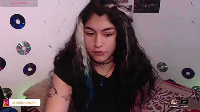 abril666 online show from 10/15/25, 03:45