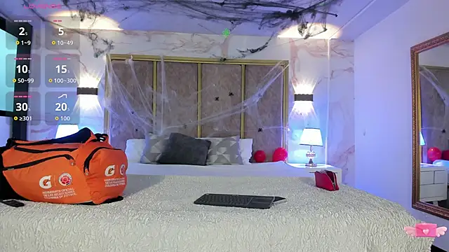 Snapshot of GiselOrtiz chatting on 11/02/25, 11:23 GiselOrtiz online show from 11/02/25, 11:23