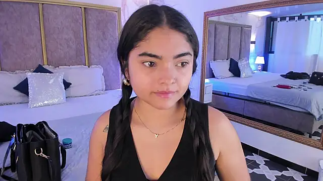 Snapshot of GiselOrtiz chatting on 11/27/25, 11:12 GiselOrtiz online show from 11/27/25, 11:12