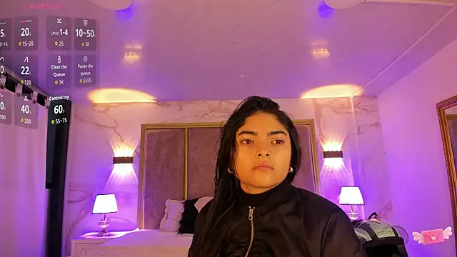 Snapshot of GiselOrtiz chatting on 11/30/25, 10:52 GiselOrtiz online show from 11/30/25, 10:52