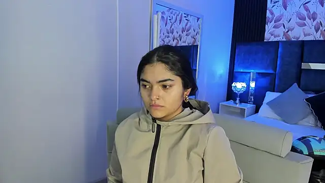 Snapshot of GiselOrtiz chatting on 12/02/25, 10:31 GiselOrtiz online show from 12/02/25, 10:31