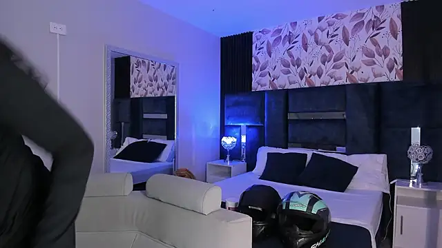 Snapshot of GiselOrtiz chatting on 02/13/26, 10:55 GiselOrtiz online show from 02/13/26, 10:55