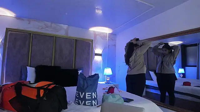 Snapshot of GiselOrtiz chatting on 02/20/26, 10:49 GiselOrtiz online show from 02/20/26, 10:49