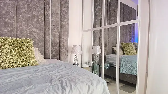 GiselOrtiz online show from 04/01/26, 10:49