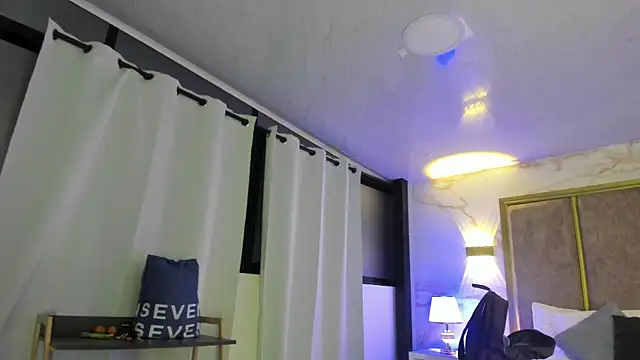 GiselOrtiz online show from 04/09/26, 08:42