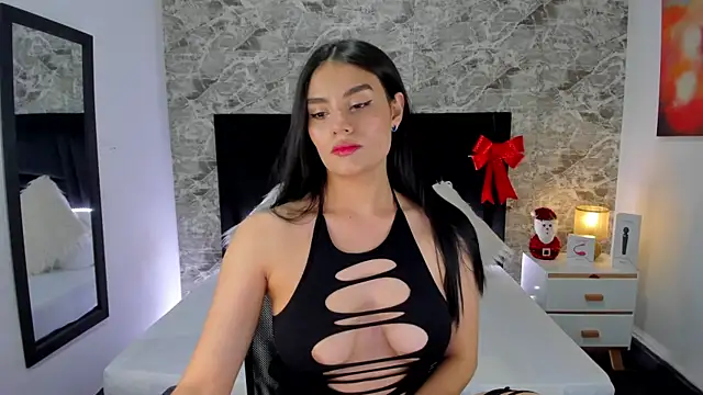Snapshot of Maylin_Garcia chatting on 12/12/24, 07:37 Maylin Garcia online show from 12/12/24, 07:37