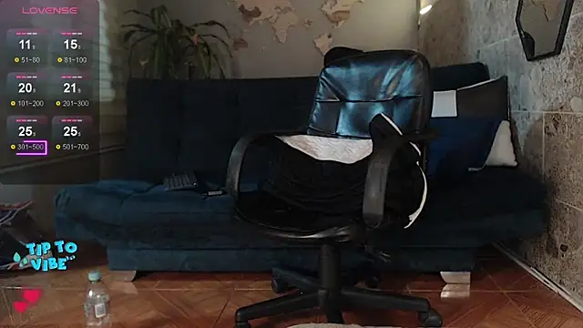 Snapshot of rogert_xx chatting on 02/11/25, 07:02 rogert xx online show from 02/11/25, 07:02