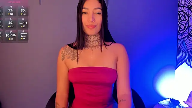 Snapshot of LouaneBourVip chatting on 12/20/24, 07:07 LouaneBourVip online show from 12/20/24, 07:07