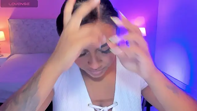 BlakmillerrGilson online show from 10/28/25, 08:00