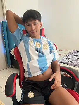 Leonarrrd 01 online show from 02/28/26, 09:05