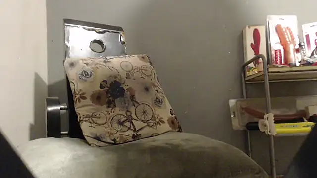 Amazing12inch online show from 02/06/26, 08:29