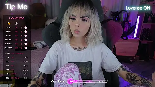 Kerry Kirk online show from 09/28/25, 08:14