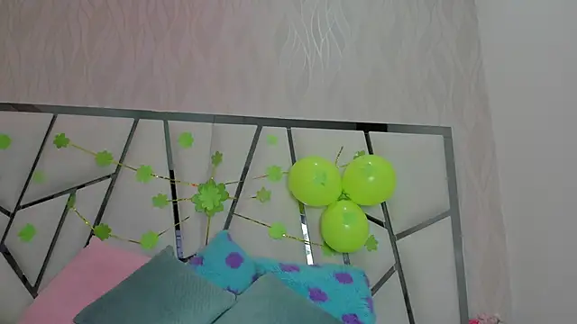  aurora18  online show from 03/15/26, 03:12