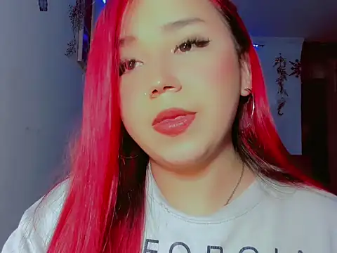 madisonx17 online show from 10/21/25, 11:16