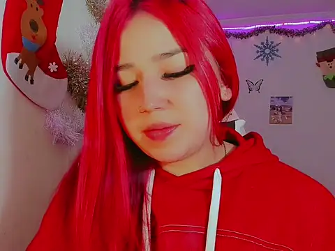 madisonx17 online show from 12/21/25, 11:34