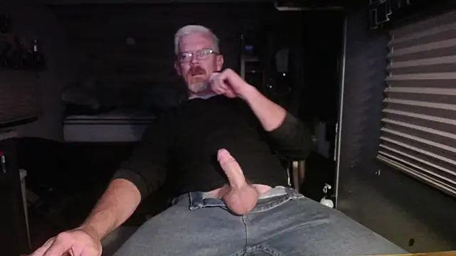 Snapshot of Di9ital069 chatting on 03/19/25, 01:32 Di9ital069 online show from 03/19/25, 01:32