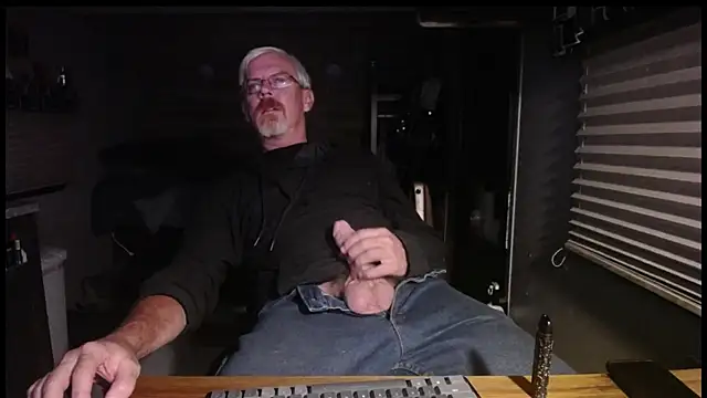 Snapshot of Di9ital069 chatting on 11/15/25, 03:37 Di9ital069 online show from 11/15/25, 03:37