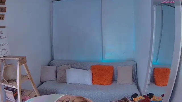 Snapshot of Lucy_Princes chatting on 01/05/25, 04:36 Lucy Princes online show from 01/05/25, 04:36