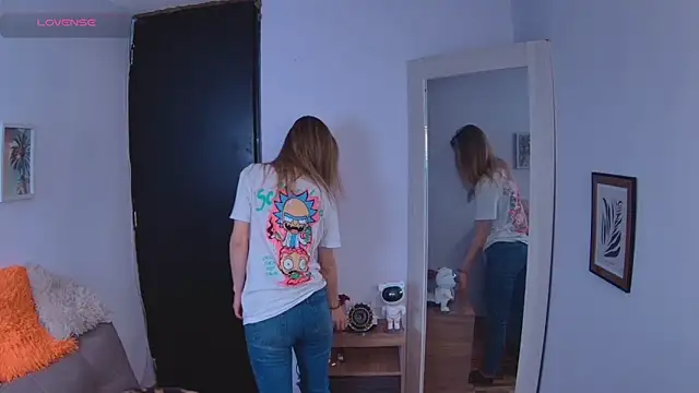 Snapshot of Lucy_Princes chatting on 03/20/25, 05:02 Lucy Princes online show from 03/20/25, 05:02