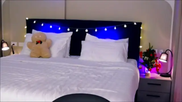 Snapshot of wow_Mia chatting on 12/20/24, 05:47 wow Mia online show from 12/20/24, 05:47