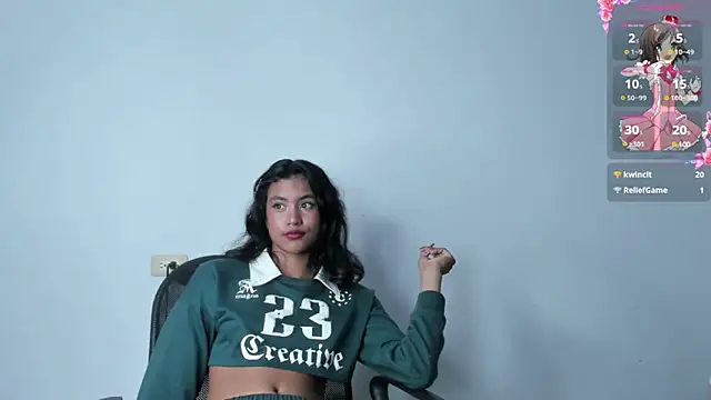 Snapshot of Applehot_LRR chatting on 02/11/25, 05:05 Applehot LRR online show from 02/11/25, 05:05