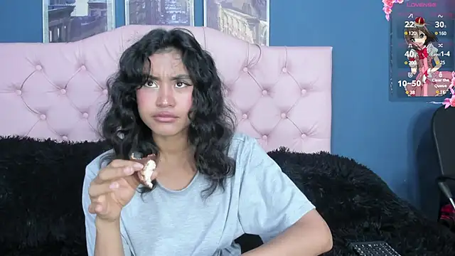 Snapshot of Applehot_LRR chatting on 03/19/25, 02:16 Applehot LRR online show from 03/19/25, 02:16