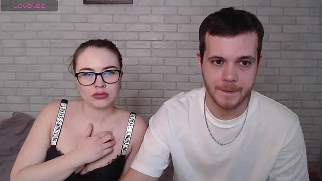 Snapshot of Fuckyoursecretary69 chatting on 05/06/26, 10:42 Fuckyoursecretary69 online show from 05/06/26, 10:42