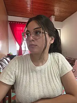 CamilaSofiia online show from 03/12/26, 09:54