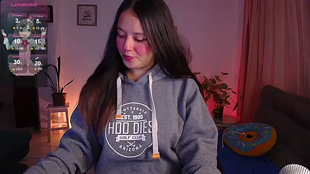 Snapshot of Lexie_Thompson10 chatting on 12/28/24, 04:19 Lexie Thompson10 online show from 12/28/24, 04:19