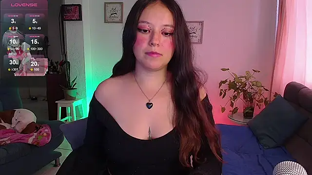 Snapshot of Lexie_Thompson10 chatting on 01/06/25, 11:40 Lexie Thompson10 online show from 01/06/25, 11:40