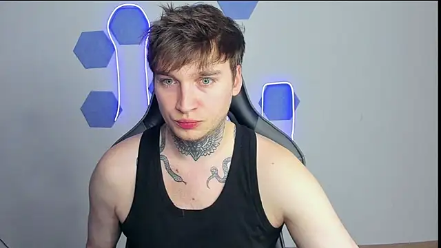 Snapshot of Chris_Tyson chatting on 12/07/24, 06:48 Chris Tyson online show from 12/07/24, 06:48