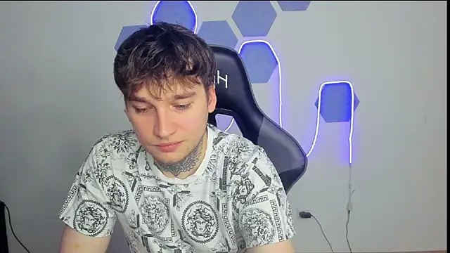 Snapshot of Chris_Tyson chatting on 12/09/24, 11:04 Chris Tyson online show from 12/09/24, 11:04